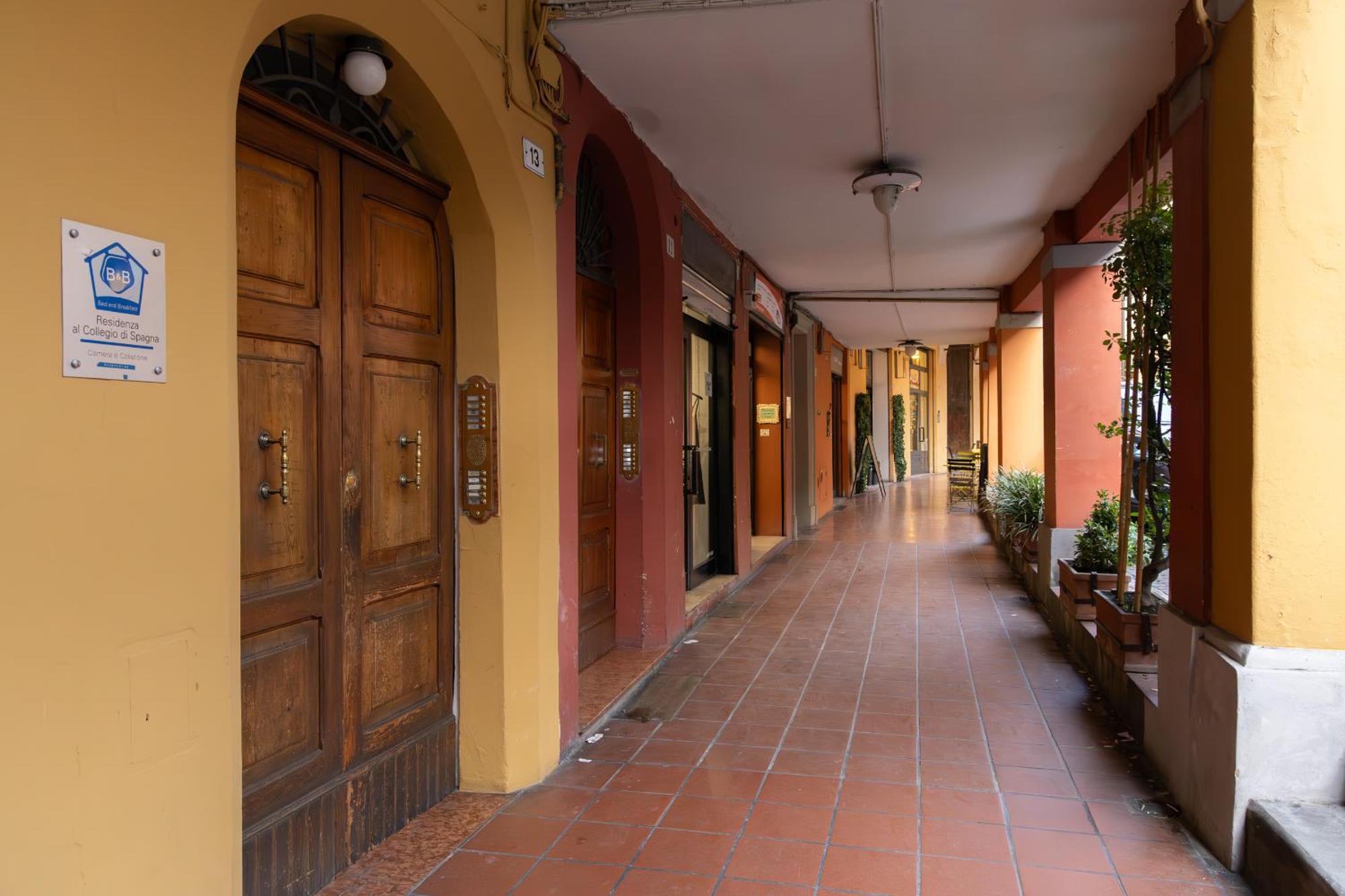 Collegio Di Spagna 13 Μπολόνια Εξωτερικό φωτογραφία